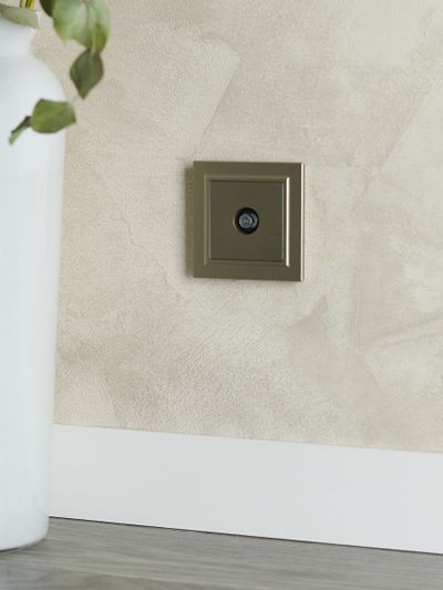 BRITE Розетка TV оконечная РТВ11-0-БрШ шампань IEK