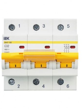 KARAT Автоматический выключатель ВА47-100 3P C 32А 10кА IEK