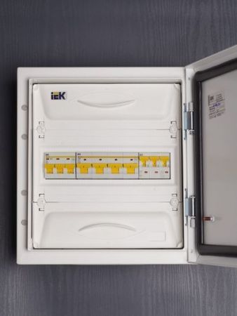 KARAT Автоматический выключатель ВА47-150 4P C 80А 15кА IEK